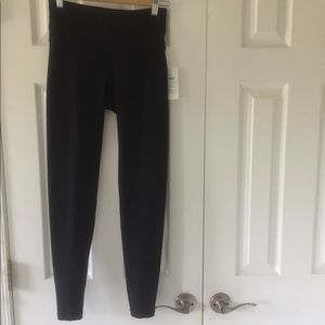 Black Old Navy Active High Rise Leggings